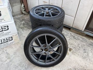 BBS RI-A019MGR＆ヨコハマブルーアース225/45R18　４本セット