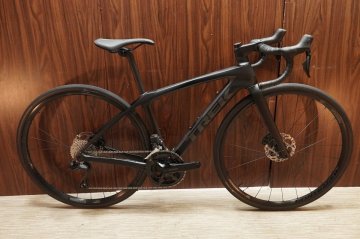 ■TREK DOMANE SL6 DISC トレック フルカーボン SHIMANO 105 R7170 2X12S サイズ44 2024年モデル 美品