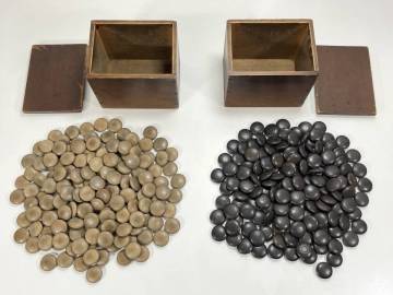 【レア・希少】 木製碁石 木製碁笥 セット 四角い箱 囲碁道具 民芸品 古道具 アンティーク コレクション 昭和レトロ 現状品