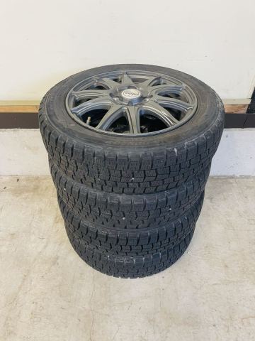 ● MID FINALSPEED 4穴ホイール PCD100 14&times;4.5J DUNLOP WINTERMAXX 155/65R14 75Q スタッドレスタイヤ付ホイール4本セット 車用品