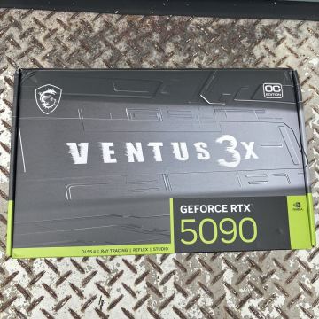 GeForce RTX 5090 MSI A01