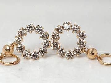【11050P】K18 天然ダイヤモンド 計0.70ct/0.35ct/0.35ct/0.79g ピアス/ピアスチャーム