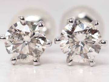 【11026D】Pt900 天然ダイヤモンド 計0.80ct/1.06g ピアス