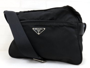 ◆超美品◆PRADA プラダ◆ナイロン カーフ レザー 本革◆ショルダー バッグ カメラ◆ブラック シルバー金具◆イタリア製◆斜め掛け◆A19710