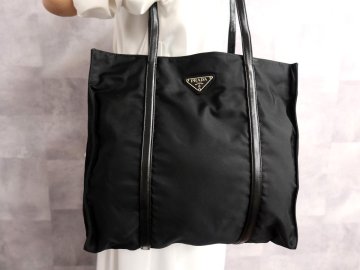 ●超美品●PRADA プラダ●三角ロゴプレート●ポコノ ナイロン カーフ レザー 本革●ショルダー バッグ●黒●SV金具●B5 書類 収納●Js71642