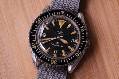 希少◆OMEGA SEAMASTER 300 オメガシーマスター◆ 300 ミリタリ モデル - USED cal.552 アンティークメンズ時計