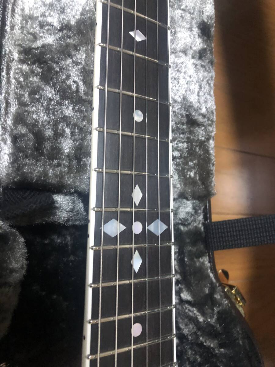  Zemaitis THE PORTRAIT Pearl Front Ultimate White 3S ハードケース　付属品あり