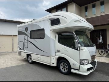 【大阪発】ペット同乗OK!!!レンタカー ナッツRV クレア5.3X EVO ヒッチメンバー付き 家庭用エアコン付き 大容量バッテリー搭載 Wi-Fi完備