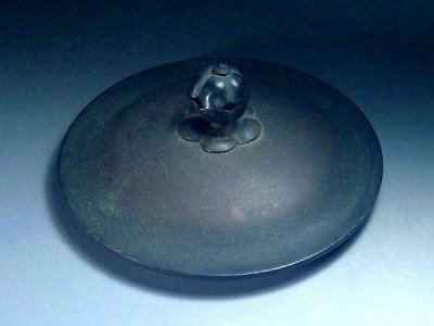 60YT111★茶道具 鉄瓶蓋 蓋のみ 銅製 古銅 梅花透摘 回転式摘み 時代物 鉄瓶蓋 茶釜 アンティーク