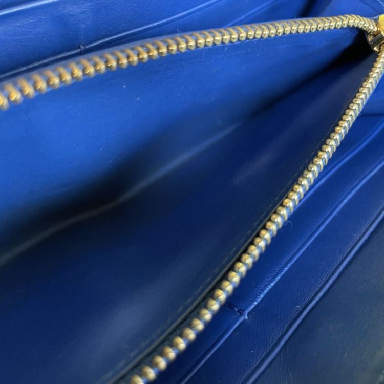 一円　美品　 レアモデル　ロエベ LOEWE 長財布 アマソナ ロングウォレット レザー 財布 ウォレット　ブルー　ラウンドファスナー
