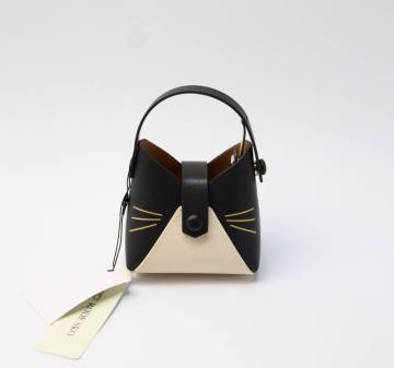 定価6,930円 新品 Hashibami*RODESKO フェズネコヒゲチャーム 猫 ハシバミ ロデスコ
