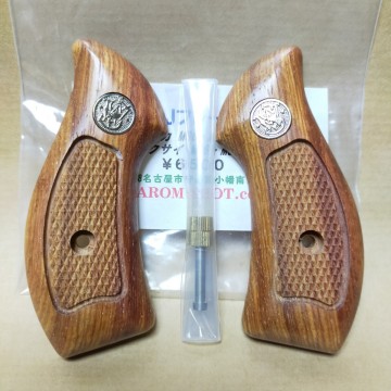 【未使用】 キャロムショット S&W Jフレーム ラウンドバット 淡色紫檀 木製グリップ 【S&W M36】 【S&W M37】 【S&W M40】 【S&W M60】