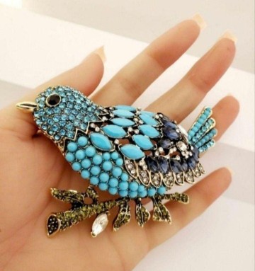 鳥のブローチ　大きな青い鳥　トルコブルー　鳥の雑貨　HANAKO