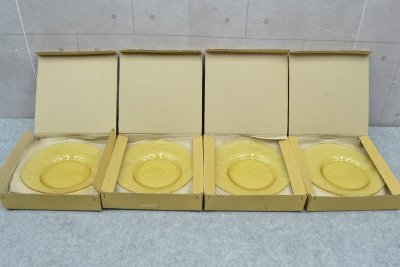 C3226■未使用品 オフセンターガラス皿 アンバー(琥珀)ガラス皿 12枚セット(3枚セット&times;4箱) ガラス皿 プレート 洋食器 カフェ レストラン