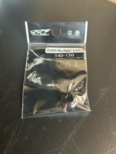 ★新品未使用★DRT VARIAL HANDLE CENTER NUT DAIWA/Abu Right BLACK バリアルハンドル センターナット ダイワ/アブ右 ブラック 140-150