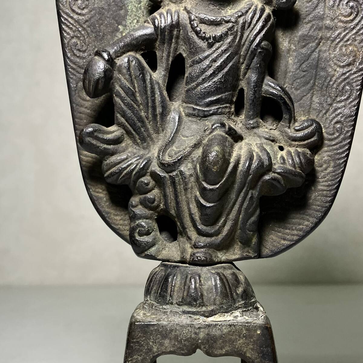 京都⑧ 仏教美術 古銅造 朝鮮仏 高さ:25cm 時代物 仏像 唐物 李朝仏 鍍金仏 中国美術 - 购够网