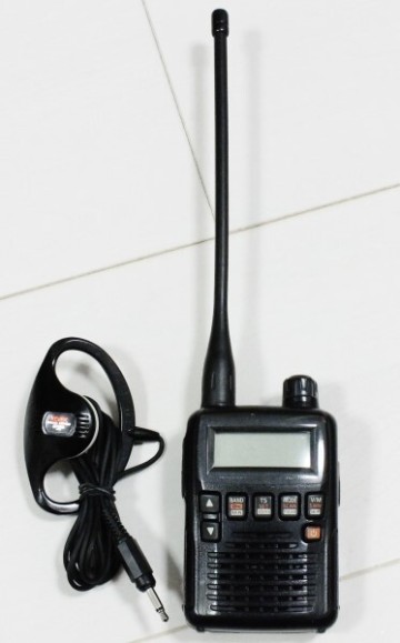 アイコム　IC-R6　広帯域受信機　0.1～1309MHz　フルカバー受信改造済