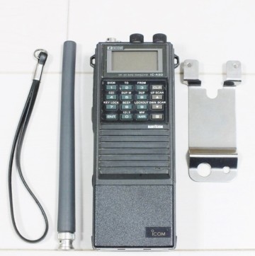 希少　ICOM　エアーバンド　航空無線 専用　トランシーバー　IC-A20