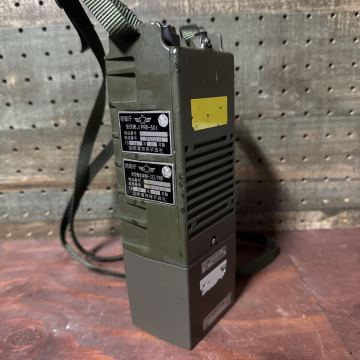 航空自衛隊　放出品　携行型 UHF 航空無線受信機（J/PRR501）