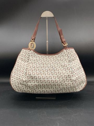 川端　3月　NO.280　FENDI フェンディ　ハンドバッグ　ズッキーノ　ブラウンカラー　8BH220-EY8 118-2354　レディース　大容量　汚れあり