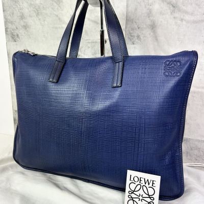 極美品 LOEWE ロエベ ゴヤ アナグラム ビジネスバッグ ブリーフケース ボストン トート メンズ レザー A4 ロゴ型押し デカロゴ 通勤 通学