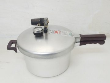(1円スタート！) GC ジーシー 加圧重合器 PERMA POT UP-II パーマポット UP2 歯科技工 動作良好 b5245