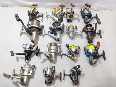 (管42137)全てダイワ スピニングリール 15点まとめ リーガル-X 1500C 2000iA 2500iA 3500T 4000T エンブレム-S 5500T パワーキャスト-S 30T