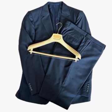 Gucci 未使用品級 大きいサイズ　ハンガー付き　グッチ スーツ セットアップ　ラルフローレン バーバリー　アルマーニ　フェラガモ 