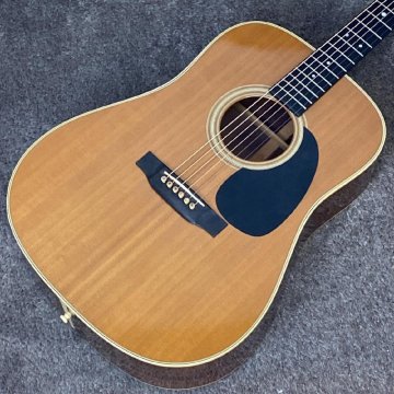 〇【1】Martin D-28 2001年製 マーチン ドレッドノート アコースティックギター 同梱不可 1円スタート