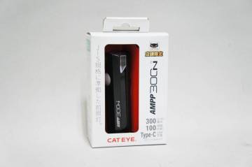 26700 スポーツ祭 キャットアイ ヘッドライト CATEYE AMPP300N バッテリー一体充電式ライト Type-C USB充電 未使用品 長期保管品