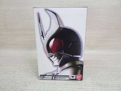 07/&Omega;923★S.H.Figuarts(真骨彫製法) 仮面ライダーアギト グランドフォーム 「仮面ライダーアギト」中古品・ジャンク扱い