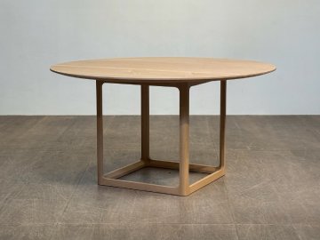 7190｜MARUNI COLLECTION デザイン賞名作 Cecilie Manz メープル無垢 EN/エン ダイニングテーブル｜フリッツハンセン マルニコレクション