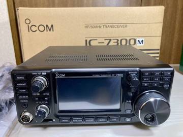 【極美品・ほぼ未使用】ICOM IC-7300M 50W HF/50MHz オールモード 元箱・付属品完備