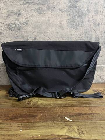 KC207 クローム CHROME SIMPLE MESSENGER BAG メッセンジャーバッグ 黒