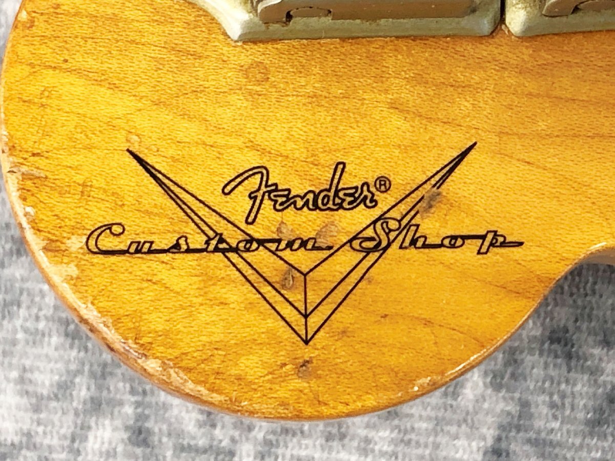  【 C 】 K4288 Fender Custom Shop 1960 Stratocaster Relic #19797 フェンダー エレキギター ケース付 2601112