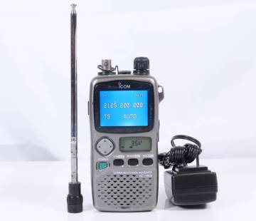 アイコム　IC-R3ss　0.5～2450MHz　広帯域レシーバー受信機　ICOM