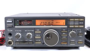 ICOM　IC-726　100W　HF／50MHz　オールモード　ハイパワー機　ゼネカバ送信改造済