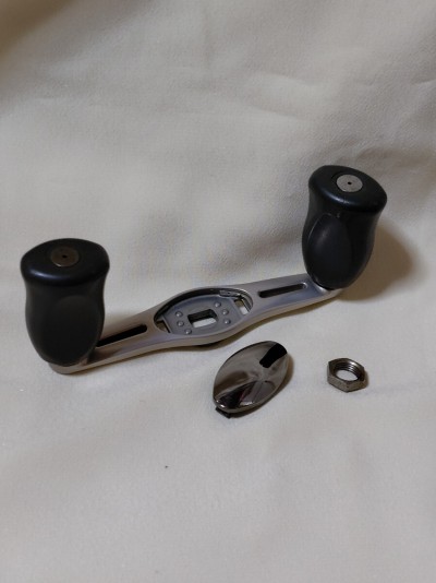 DAIWA ダイワ TD-Z 純正ハンドル　　　　軸間90mm, 純正キャップ　廃盤品