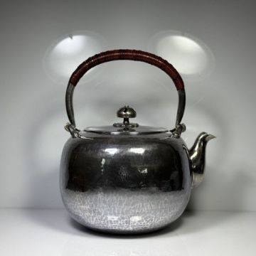 純銀製 槌目 薬缶 鳴付 銀瓶 煎茶道具 箱付 高さ約16cm 純銀保証