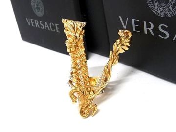 1円 VERSACE ヴェルサーチ ラインストーン リング 指輪 アクセサリー 表記サイズ 11 (約10号) メンズ レディース ゴールド系 FQ6767