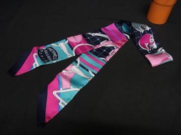1円 ■極美品■ HERMES エルメス TATERSALE 【タッタソール】 ツイリー シルク100% リボンスカーフ ネイビー系&times;マルチカラー HA4469