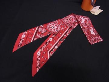1円 ■美品■ HERMES エルメス Peuple du Vent【風の民】ツイリー シルク100% リボンスカーフ メンズ レディース レッド系 HA5398