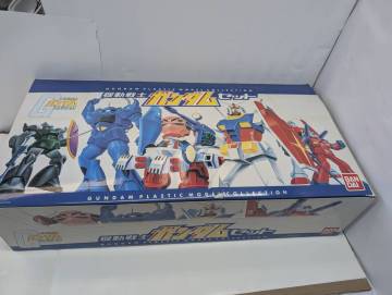 【未組立】機動戦士ガンダムセット ガンダムプラモデルコレクション 2003年 復刻版？ 40種入 バンダイ