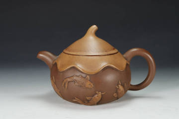  『古』【大清乾隆年製・底款】重量371g 朱泥 段泥 煎茶道具 急須 単孔口 唐物 孟臣 紫砂壺 紫砂壷 茶壷 茶壷 明代/清代