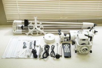 [QS][D689651216] Sky-Watcher スカイウォッチャー AZ-EQ5 PRO 赤道儀 SyuScan コントローラー/三脚 等付属