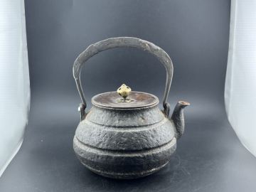 鉄瓶 京鉄瓶　煎茶道具 茶道具 骨董品 時代物 古美術　時代美術　漏れなし　(検　龍文堂　亀文堂　小振り　雨宮　大国　日の丸