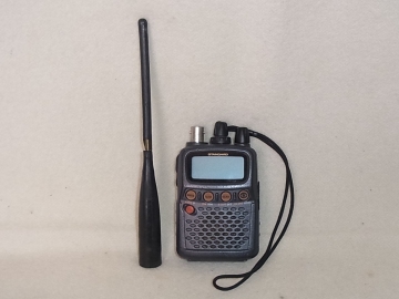 VERTEX STANDARD YAESU VR-150 広帯域受信機 受信しますが アンテナ劣化 中古ジャンク扱い品