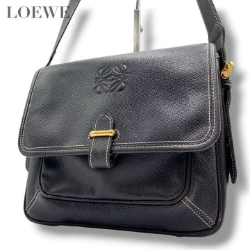大人気● LOEWE ロエベ ショルダーバッグ アナグラム クロスボディ ポシェット 肩掛け 斜め掛け ゴールド金具 レザー 本革 ブラック 黒