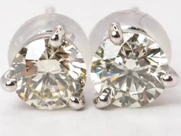【9613B】Pt900 天然ダイヤモンド 計0.69ct/0.35ct/0.34ct/1.17g ピアス