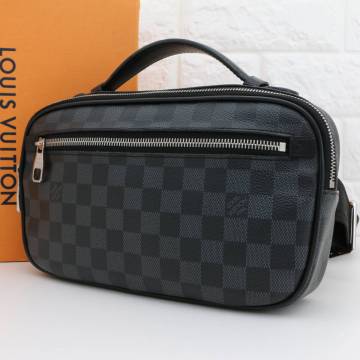 LOUIS VUITTON ルイヴィトン ダミエ グラフィット アンブレール N41289 ボディバッグ ショルダーバッグ ウエストバッグ メンズ ブラック 黒